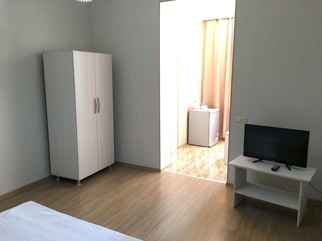 Batumi Summer Hotel Екстериор снимка
